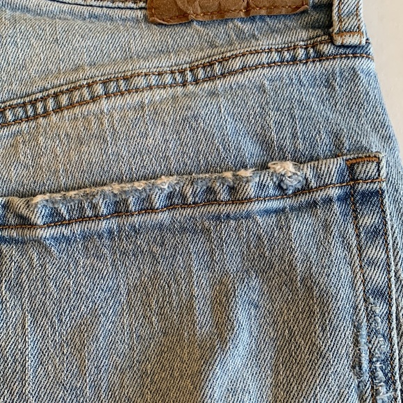 AEROPOSTALE. Blue denim jeans, distressed/rough look. Super high rise, s… - Picture 12 of 16